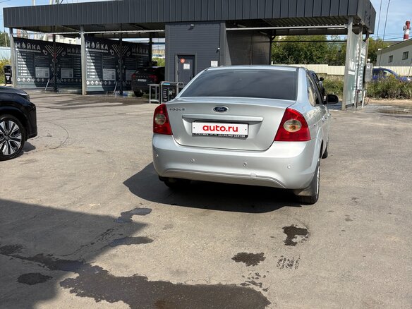 2011 Ford Focus II Рестайлинг, серебристый, 600000 рублей - вид 6