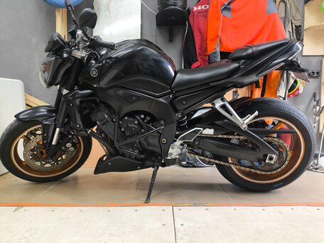 2008 Yamaha FZ1, чёрный, 650000 рублей, вид 3
