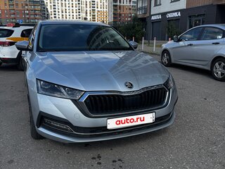 2021 Skoda Octavia IV (A8), серый, 2730000 рублей, вид 2