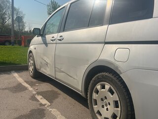 2007 Toyota ISis I, серый, 770000 рублей, вид 4