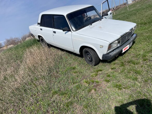 2007 Lada (ВАЗ) 2107, белый, 130000 рублей - вид 2