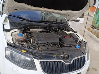 2015 Skoda Octavia III (A7), белый, 1450000 рублей, вид 2