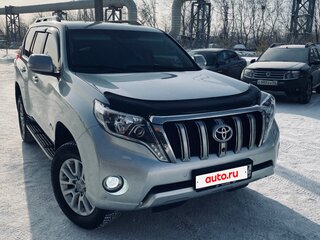 2015 Toyota Land Cruiser Prado 6-speed 150 Series Рестайлинг 1, серебристый, 3980000 рублей, вид 3