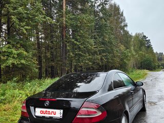 2002 Mercedes-Benz CLK-Класс 200 II (W209), чёрный, 600000 рублей, вид 4