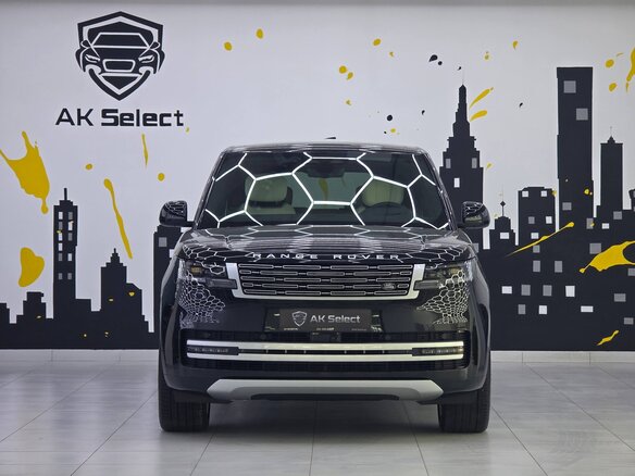 2026 Land Rover Range Rover D350 MHEV Long V, чёрный, 24200000 рублей - вид 1
