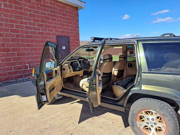 1995 Jeep Grand Cherokee I (ZJ), зелёный, 650000 рублей - вид 1
