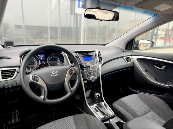 2013 Hyundai i30 II, чёрный - вид 23