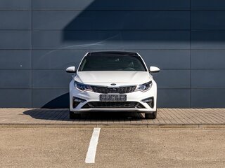 2018 Kia Optima IV Рестайлинг, белый, 1995000 рублей, вид 2
