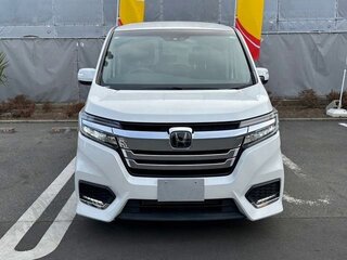 2021 Honda Stepwgn Spada V Рестайлинг, белый, 1975000 рублей, вид 2