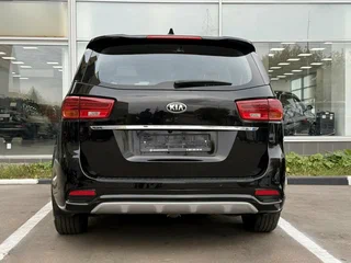 2018 Kia Carnival III, чёрный, 2660000 рублей, вид 5