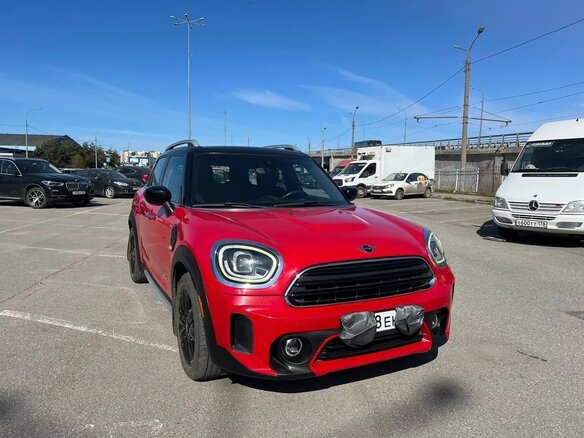 2020 Mini Countryman Cooper II Рестайлинг, пурпурный, 3000000 рублей - вид 1