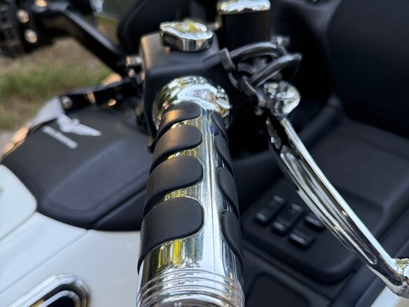 2013 Honda GL 1800 Gold Wing, белый, 1875000 рублей - вид 10