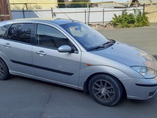 2004 Ford Focus I Рестайлинг, серебристый, 360000 рублей, вид 2