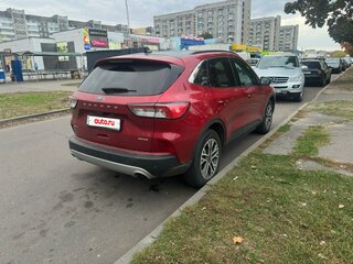 2021 Ford Escape IV, красный, 2100000 рублей, вид 5