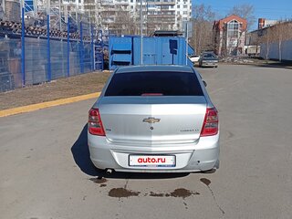 2013 Chevrolet Cobalt II, серебристый, 670000 рублей, вид 4
