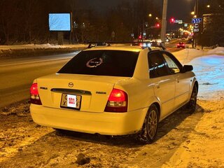 2001 Mazda Familia VIII (BJ), белый, 250000 рублей, вид 5