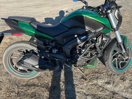 2021 Bajaj Dominar 400, зелёный, 310000 рублей, вид 5