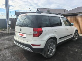 2013 Skoda Yeti I Рестайлинг, белый, 849000 рублей, вид 3