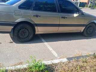 1988 Volkswagen Passat B3, серебристый, 139000 рублей, вид 3