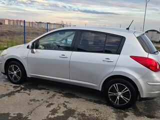 2008 Nissan Tiida I, серебристый, 570000 рублей, вид 5