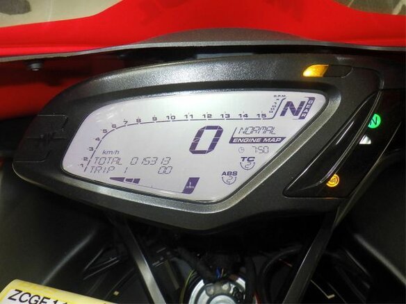 2020 MV Agusta F3 800, красный, 890000 рублей - вид 16