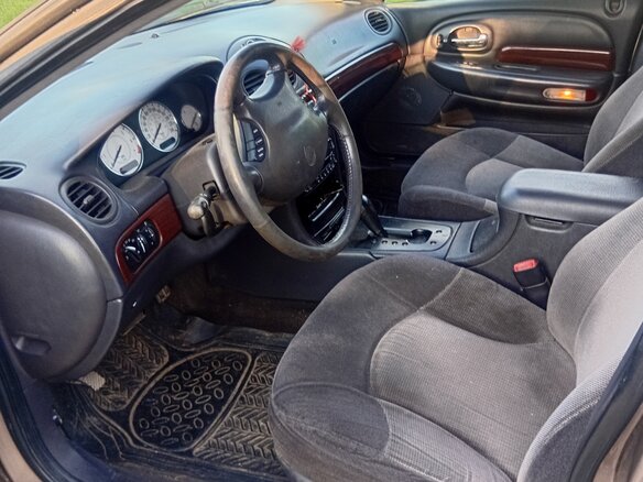 1999 Chrysler 300M, коричневый, 350000 рублей - вид 9