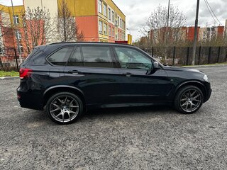 2017 BMW X5 30d III (F15), чёрный, 3700000 рублей, вид 4