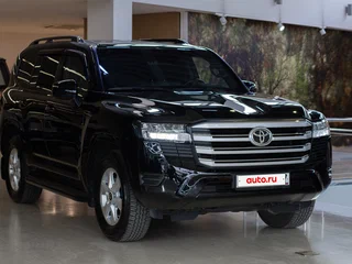 2023 Toyota Land Cruiser 300 Series, чёрный, 18500000 рублей, вид 4