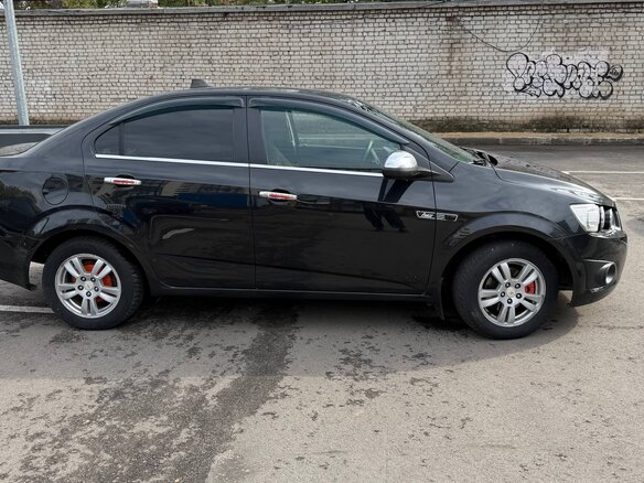 2012 Chevrolet Aveo II, чёрный - вид 2