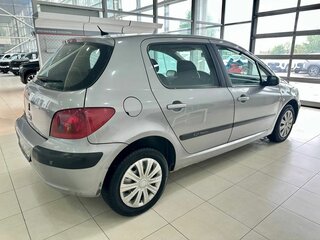 2005 Peugeot 307 I, серебристый, 269900 рублей, вид 4