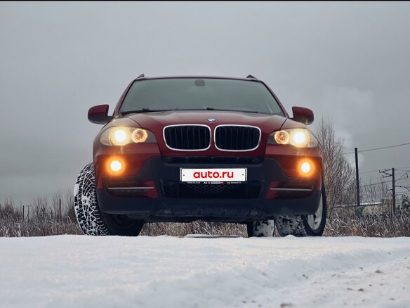 2010 BMW X5 30i II (E70), красный, 1750000 рублей - вид 2