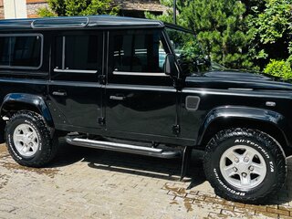 2010 Land Rover Defender 110 I Рестайлинг, чёрный, 2700000 рублей, вид 2