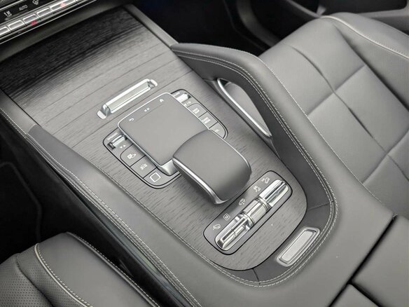 2026 Mercedes-Benz GLS 450 d II (X167) Рестайлинг, серый - вид 11