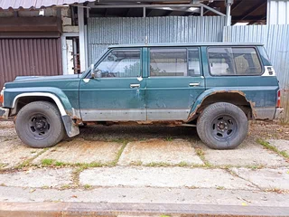 1992 Nissan Patrol IV (Y60), зелёный, 590000 рублей, вид 2