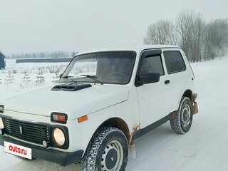2000 Lada (ВАЗ) 2121 (4x4) I Рестайлинг, белый, 260000 рублей, вид 1