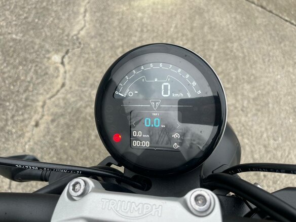 2021 Triumph Trident 660, чёрный, 740000 рублей - вид 7