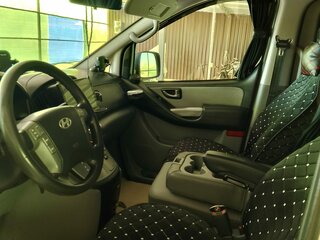 2008 Hyundai Grand Starex I, серый, 1550000 рублей, вид 3