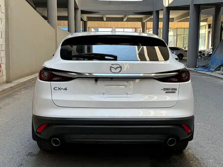 2021 Mazda CX-4 I Рестайлинг, белый, 1560000 рублей, вид 5