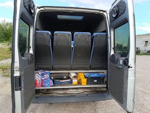 2008 Ford Transit, серебристый, 990000 рублей - вид 11