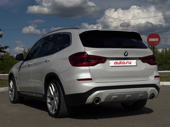 2019 BMW X3 20i xDrive III (G01), белый, 3900000 рублей - вид 13
