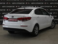 2016 Kia Rio III Рестайлинг, белый, 963000 рублей - вид 2