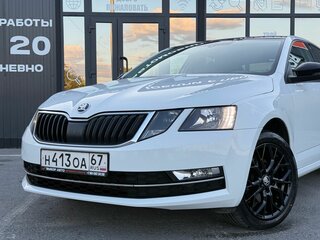 2017 Skoda Octavia III (A7) Рестайлинг, белый, 1470000 рублей, вид 5
