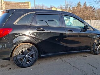2018 Mercedes-Benz B-Класс 180 d BlueEFFICIENCY II (W246) Рестайлинг, чёрный, 1100000 рублей, вид 4