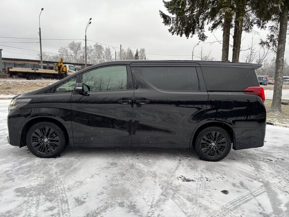2021 Toyota Alphard III Рестайлинг, чёрный, 4600000 рублей - вид 3