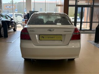 2007 Chevrolet Aveo I Рестайлинг, белый, 250000 рублей, вид 4