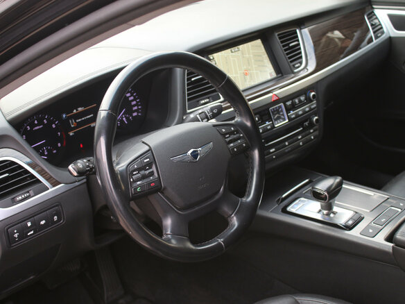 2017 Genesis G80 I, чёрный, 1888000 рублей - вид 10