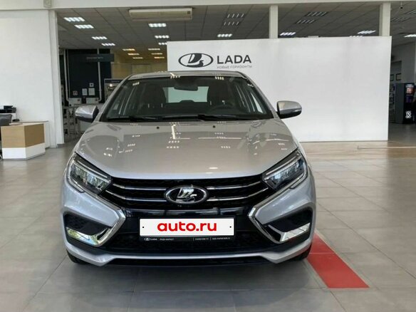 2026 Lada (ВАЗ) Vesta I Рестайлинг (NG), серебристый, 1601000 рублей - вид 2