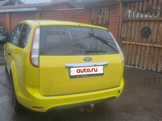 2008 Ford Focus II Рестайлинг, жёлтый, 330000 рублей, вид 4