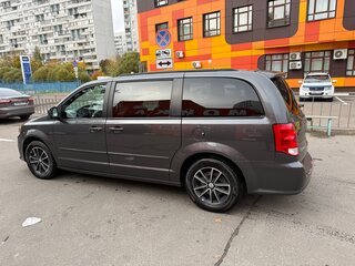 2017 Dodge Caravan Grand V, серый, 2150000 рублей, вид 5