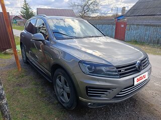 2016 Volkswagen Touareg II Рестайлинг, серый, 2500000 рублей, вид 2